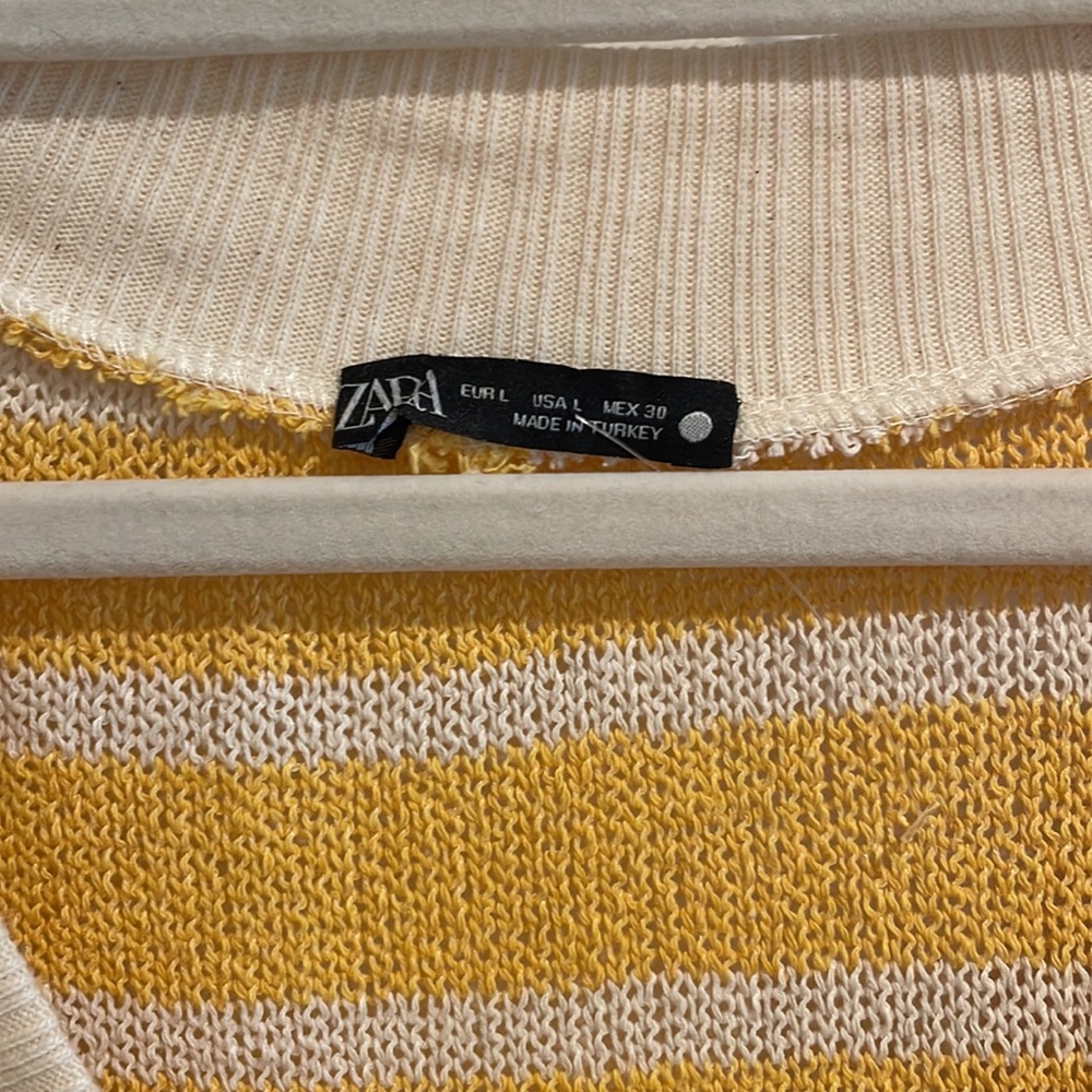 Zara Cream & Yellow Striped Vest V Neck - Picture 3 of 5